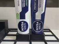 Sensitive Shaving Cream (thight fitting)