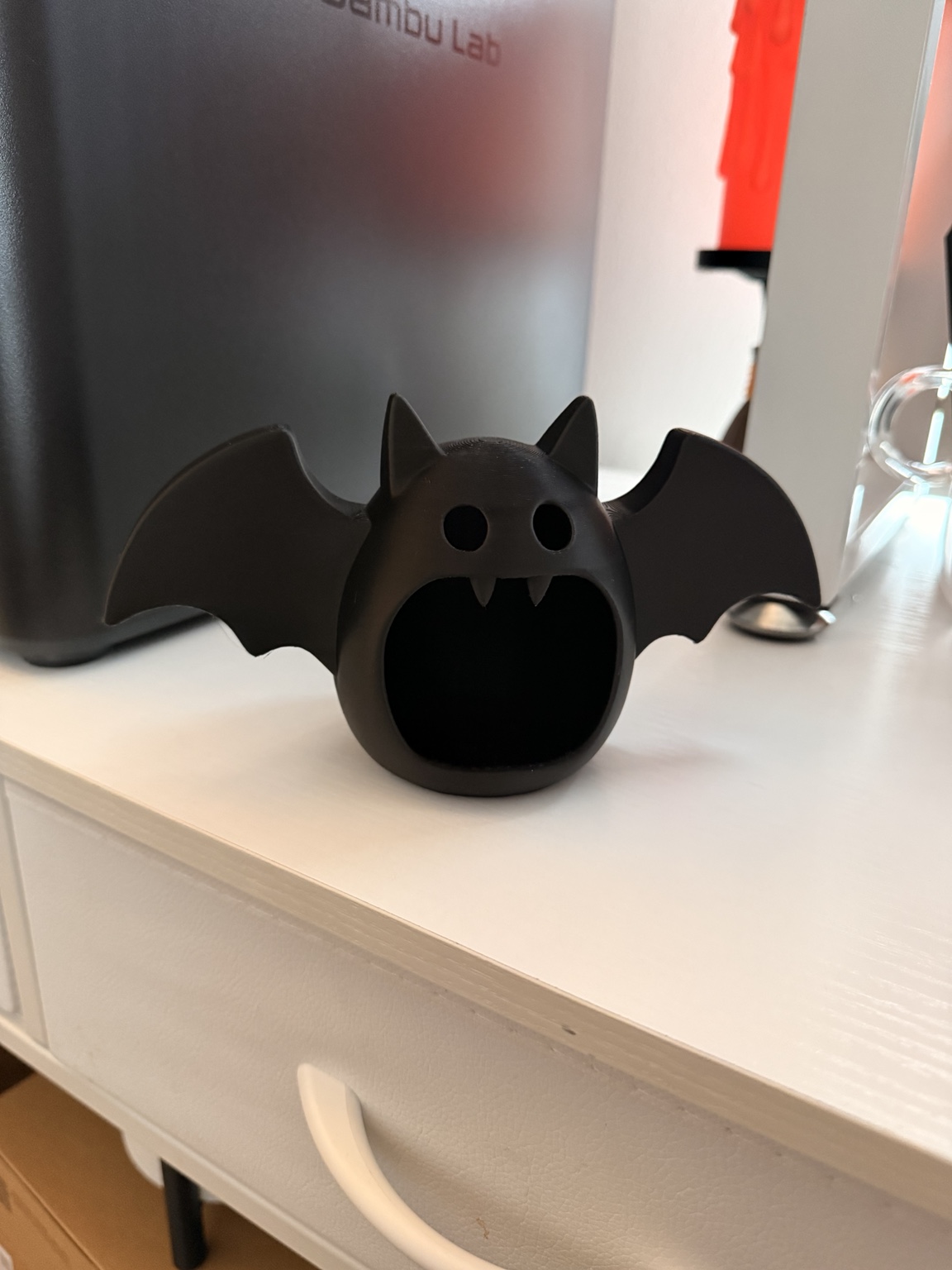 Simple Bat LED Tealight Holder – Halloween Decor - Free 3D Print Model ...