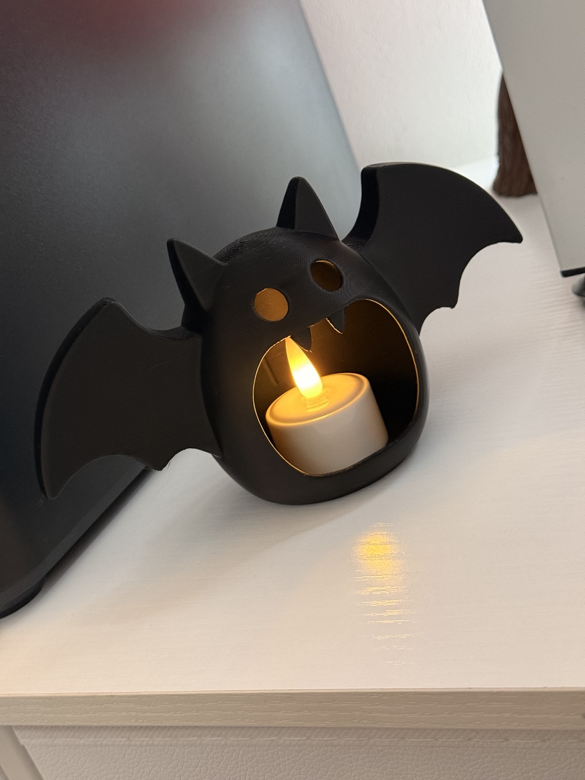Simple Bat LED Tealight Holder – Halloween Decor - Free 3D Print Model ...