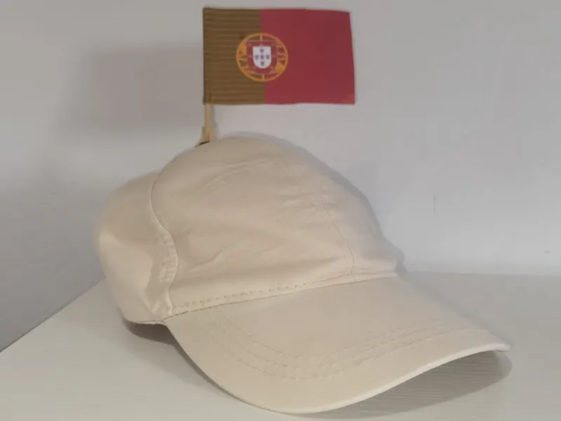 HatFlag — Mini Flag Topper for Pin Buttons