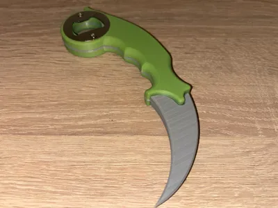 The Beer Claw – Karambit Bottle Opener