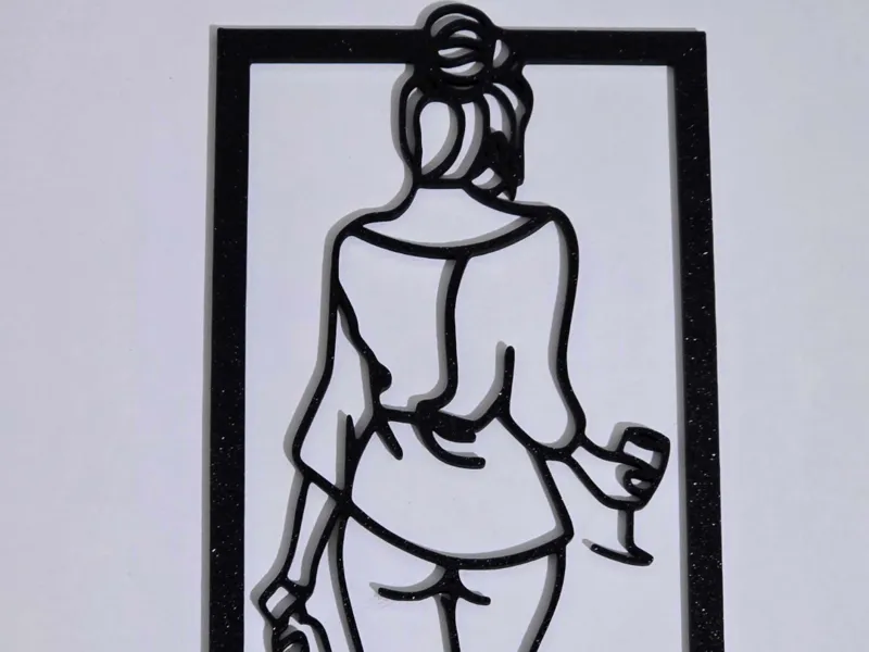 Minimalist Female Body Wall Art Frame