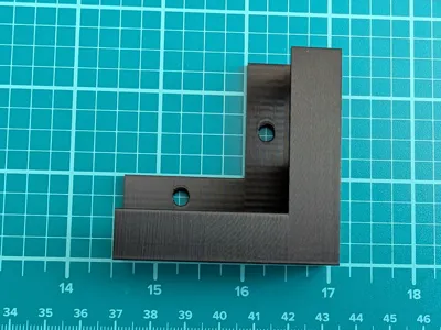 Fire 8 Tablet Wall Mount (with screw holes)