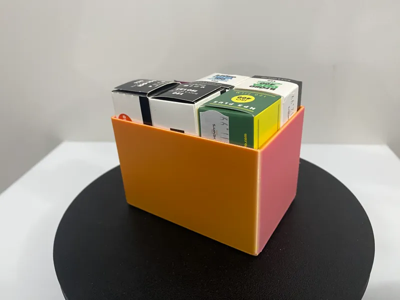 Simple box for boxes of 120mm film