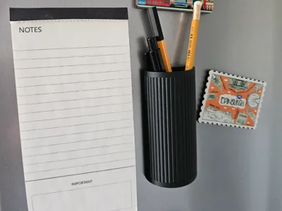 Magnetic pen cup