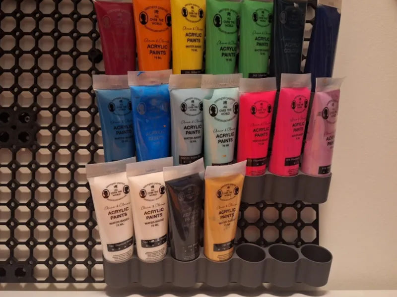 Multiboard 75ml paint tube holder