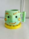 Flower pot with handle