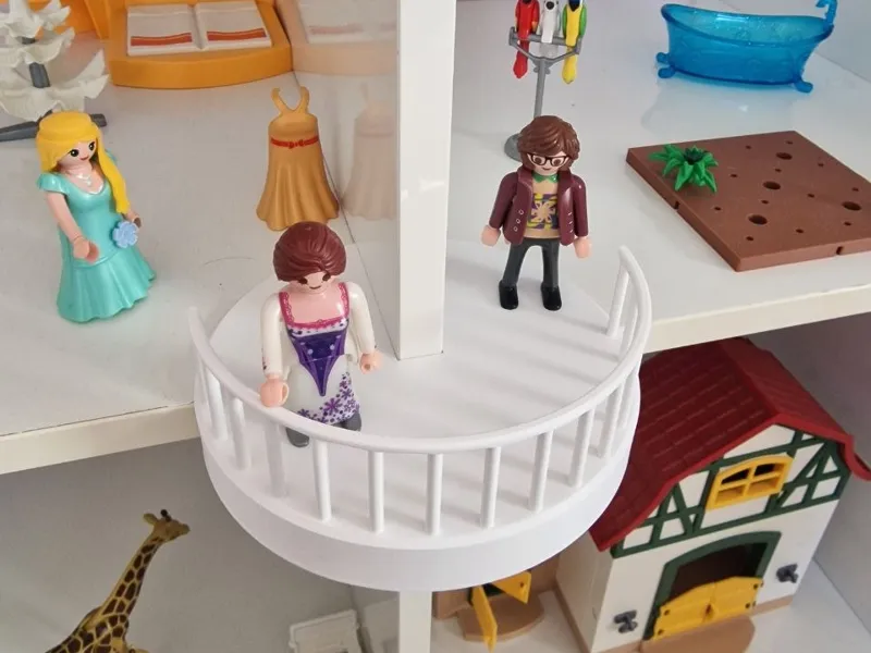 Playmobil Kallax balcony