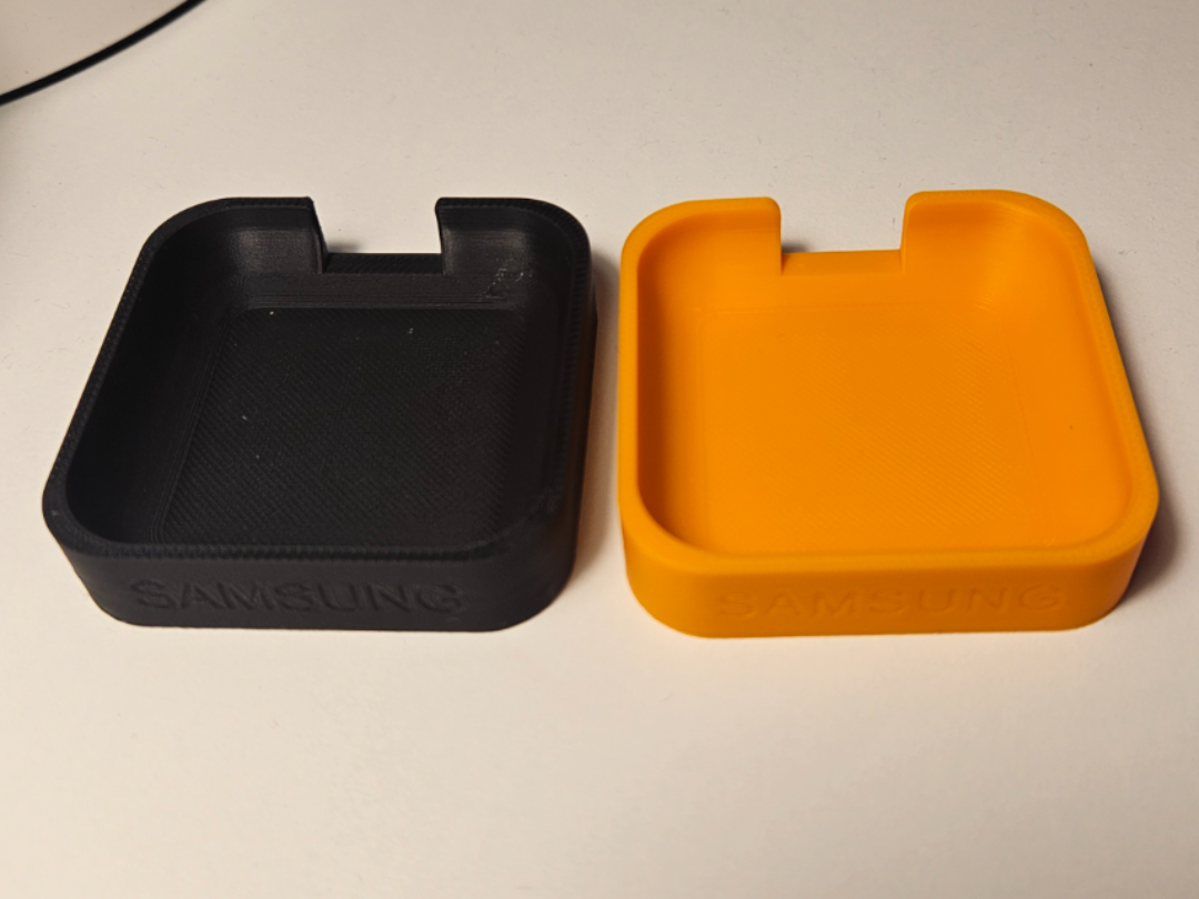 Samsung Buds 4 stand