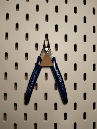 Skadis Pliers Holder