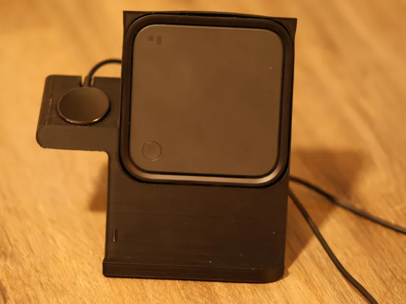 Samsung Wireless Smart Charger and Watch Stand
