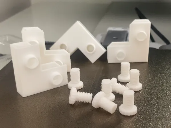 https://makerworld.bblmw.com/makerworld/model/US9273c1fb9c566a/design/2025-05-03_59e5bff72ddb38.png