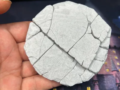 Cracked stone oval base