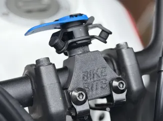 XSR700 Quadlock Mount