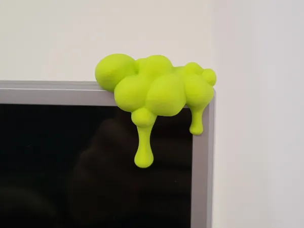 Декорация за монитор с ефект „slime“