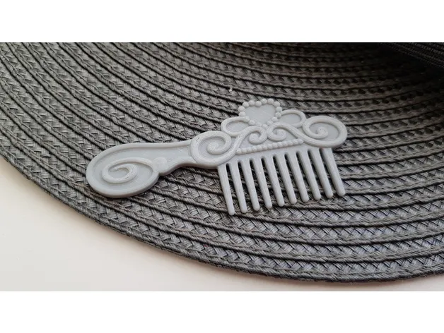Toy Doll Comb