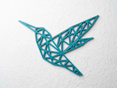 Low Poly Hummingbird Wall Decor (Multicolor / Bird)