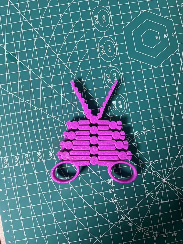 Pince serpent extensible