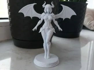 Sofia - the Fallen Seraph of the Silver Dawn