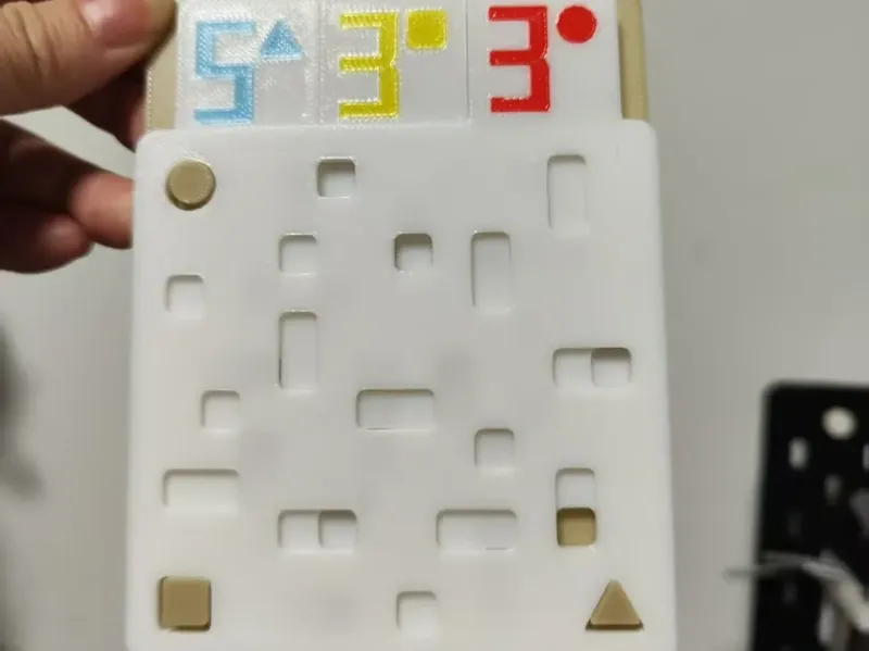 益智桌游图灵机穿孔卡牌