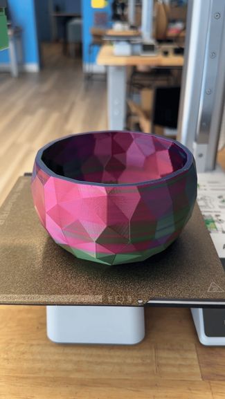 Low poly planter pot