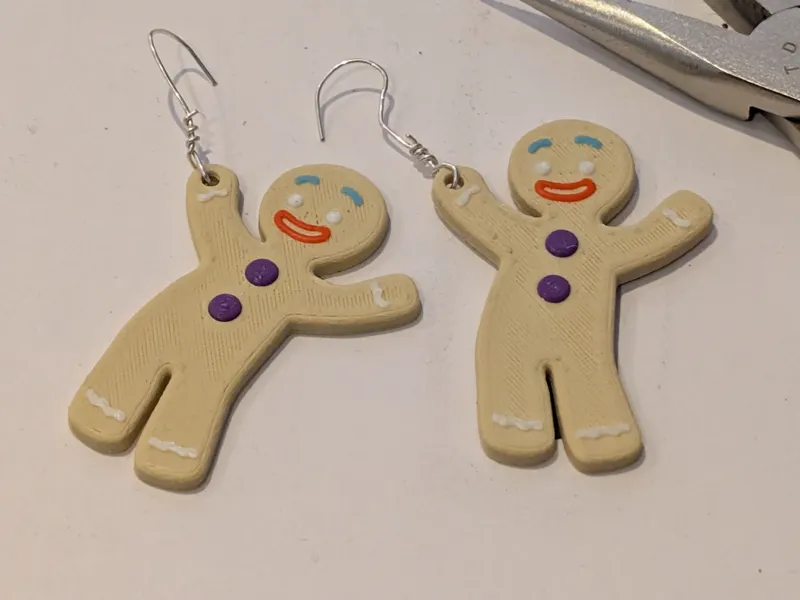 Mini Fuzzy Skin Gingerbread Man Ear-/Key-Ring