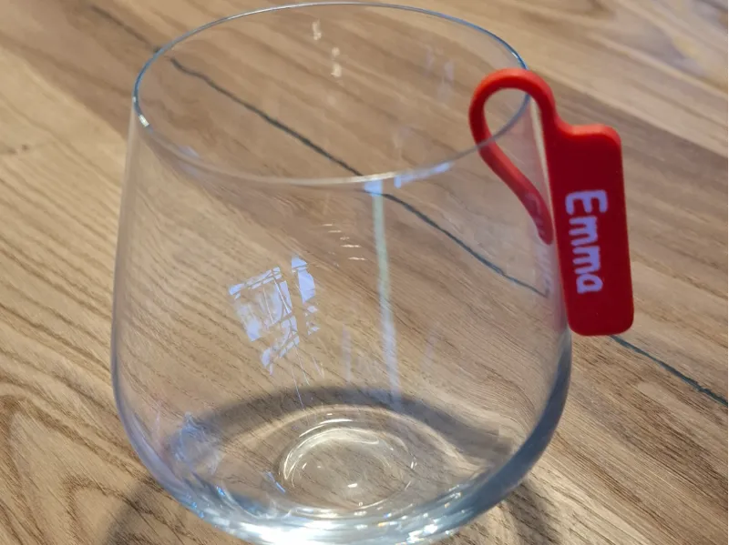 Glasanhänger Glasmarkierer Namen Glas individuell