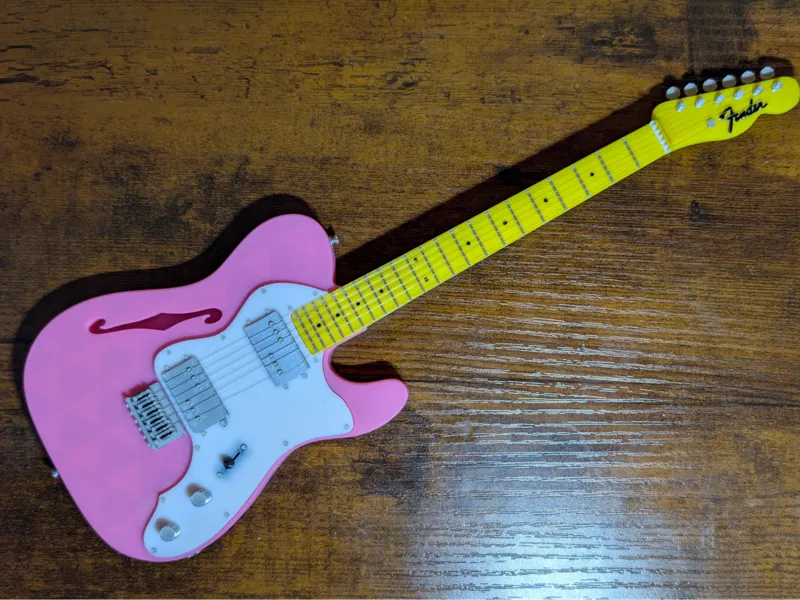 Fender Stratocaster 70's Vintera model guitar