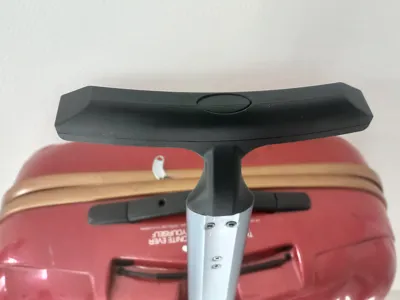 Samsonite Cosmolite spinner Handle