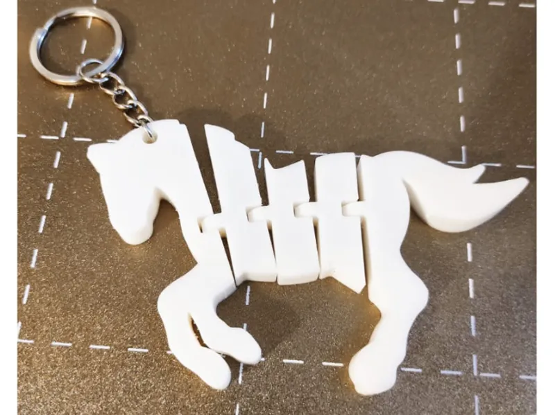Llavero caballo - Articulated Horse keychain