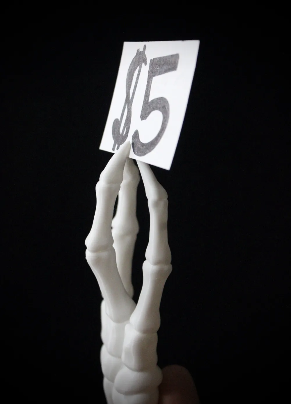 Skeleton hand Halloween candy note holder by Andrew Brown MakerWorld ...