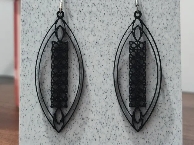 Aretes Black Lace Marquise