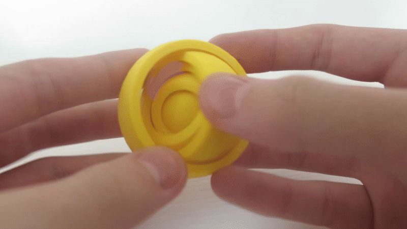 Rotating Rings (Fidget toy)