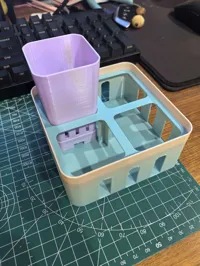 底座