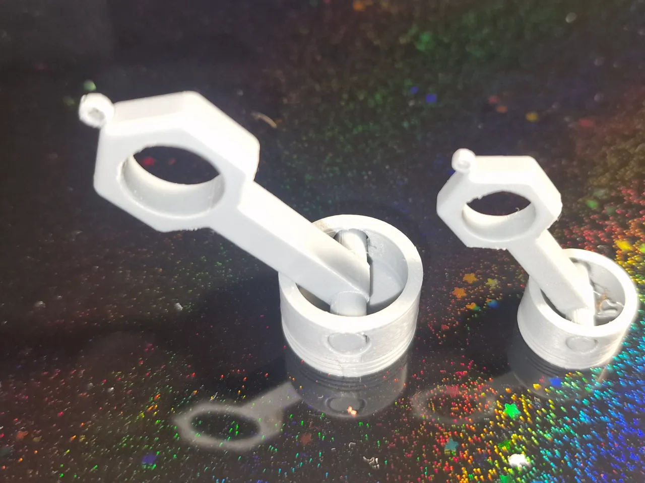 Piston earring / keyring view 3