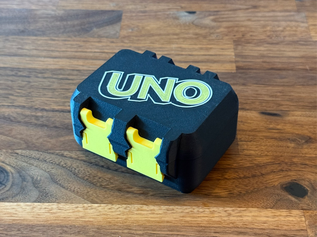 Universal card box - 1