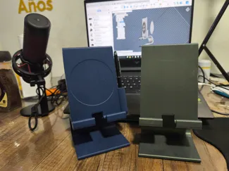 phone holder + pen holder + charguer hole