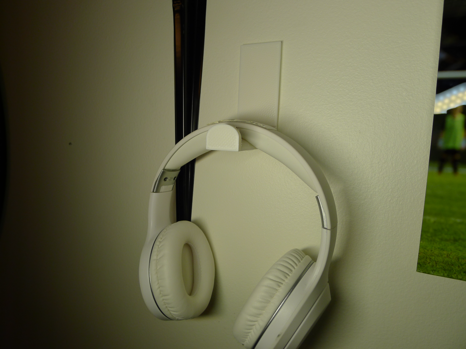 wall-mounted headphone holder bog boy 123