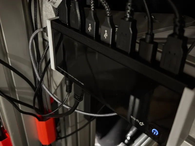 TP-Link 7-port USB Hub Simrig mount