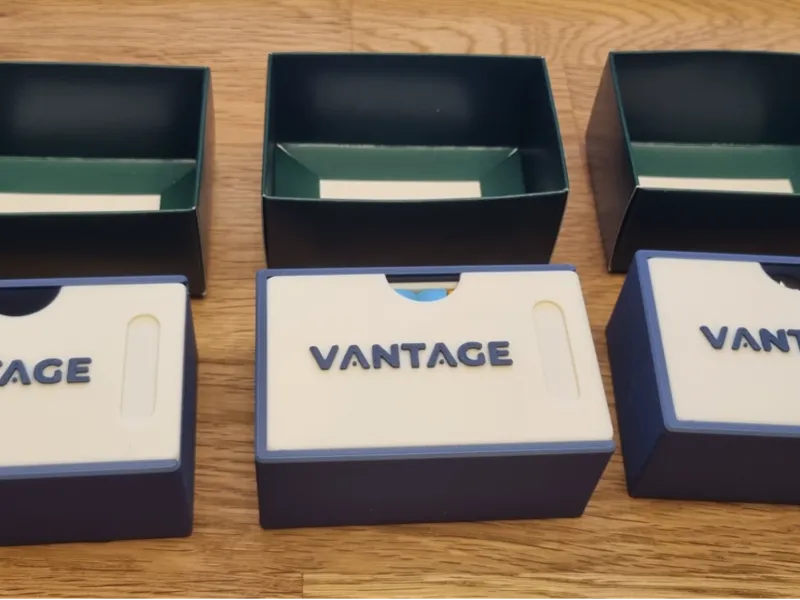 Vantage Small box (boardgame / Stonemaier)