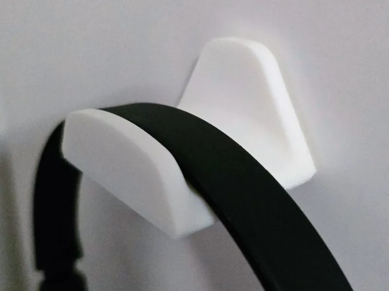 Head phone wall holder/hook