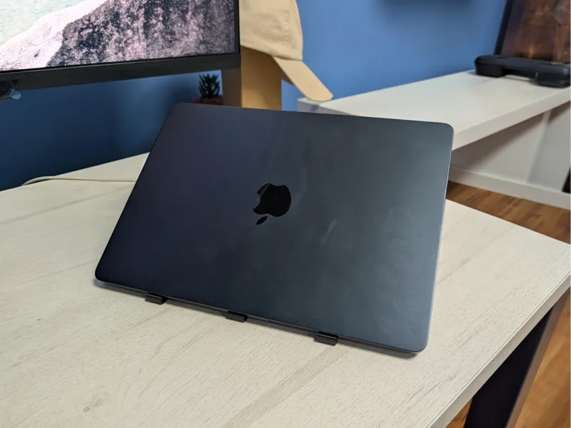 Macbook Air Stand