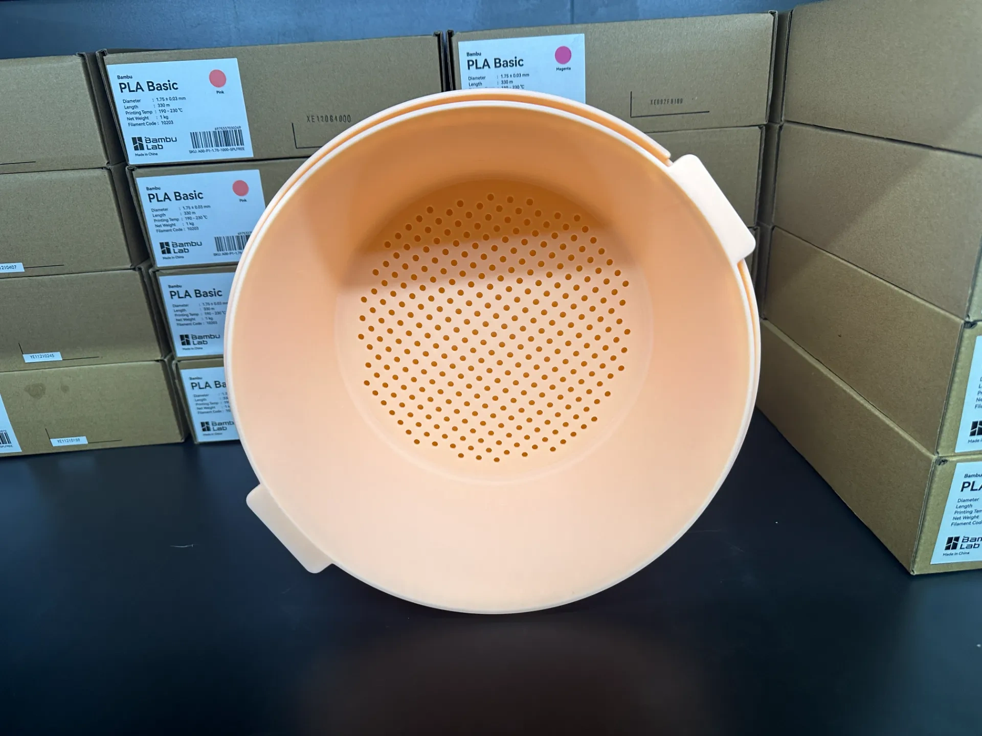Miniatura 1 do modelo 3D 洗菜洗水果沥水篮