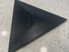 Triangle fidget toy