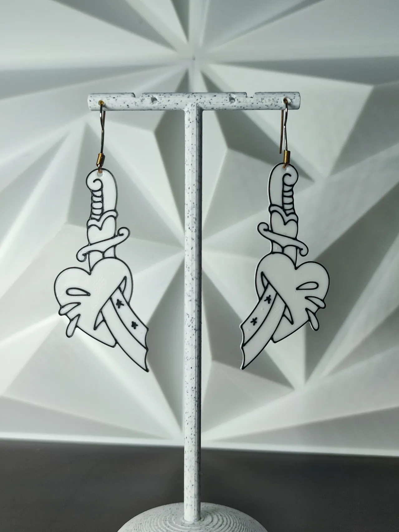 Aretes Daga al Corazón view 2