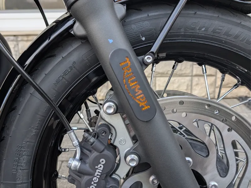 Reflector cover for Triumph