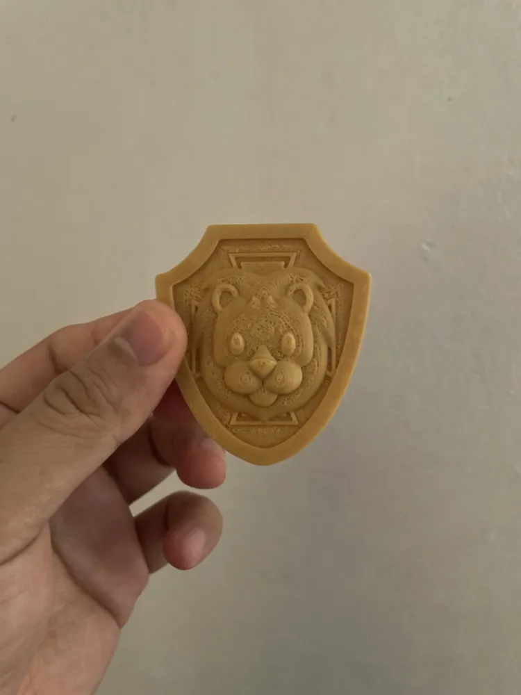 Animal theme mini shield badge - Free 3D Print Model - MakerWorld