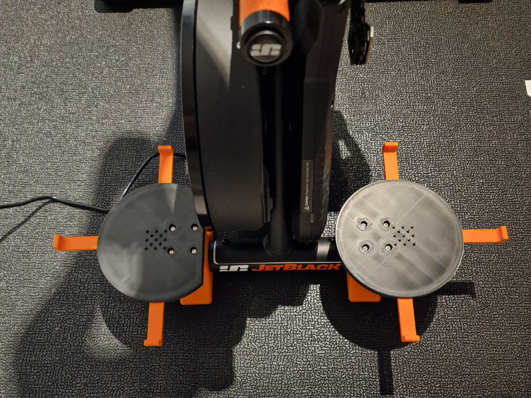 Miniatura 1 do modelo 3D Smart trainer weight bracket
