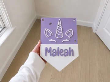 Letrero o emblema decorativo: Personalised Layered Unicorn Name Plaque — vista de referencia 3