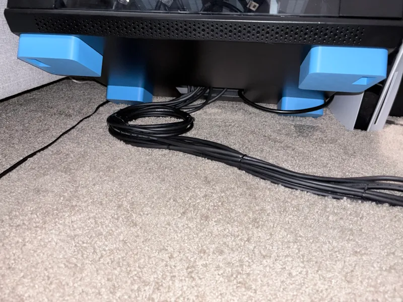 NavePoint 12U Server Rack Feet (Base Supports)
